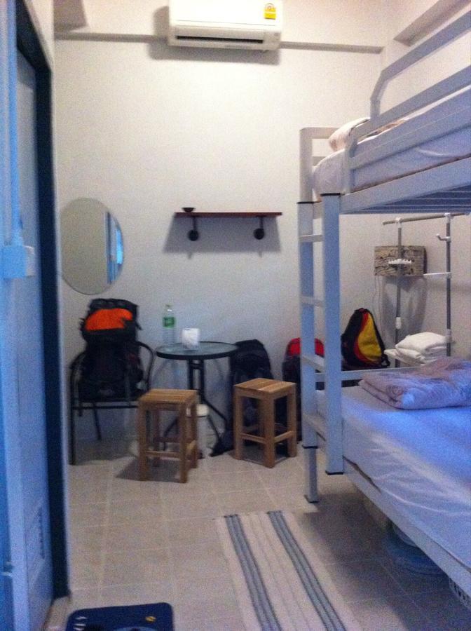 Fon Hostel Chiang Rai Exteriör bild